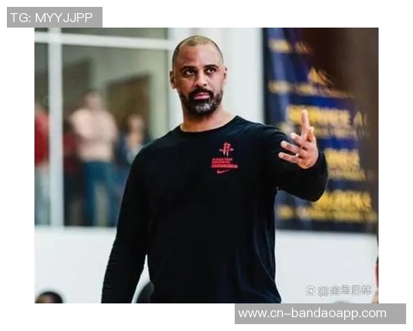 里德表示将与年轻球员同场竞技并愿意承担老将责任转型为教练角色